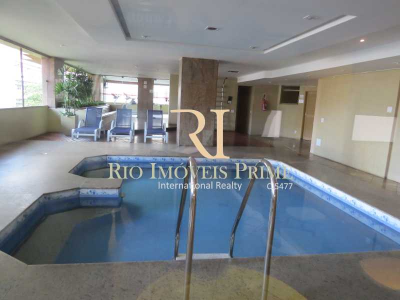 Conheça PISCINA do imóvel - Flat 1 quarto à venda Leblon, Rio de Janeiro - R$ 1.690.000 - RPFL10034 - 16 PISCINA - Flat 1 quarto à venda Leblon, Rio de Janeiro - R$ 1.690.000 - RPFL10034 - 16