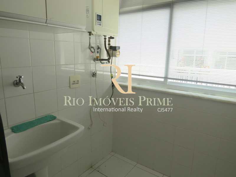 Conheça ÁREA SERVIÇO do imóvel - Apartamento 3 quartos para alugar Tijuca, Rio de Janeiro - R$ 2.900 - RPAP30026 - 14 ÁREA SERVIÇO - Apartamento 3 quartos para alugar Tijuca, Rio de Janeiro - R$ 2.900 - RPAP30026 - 14