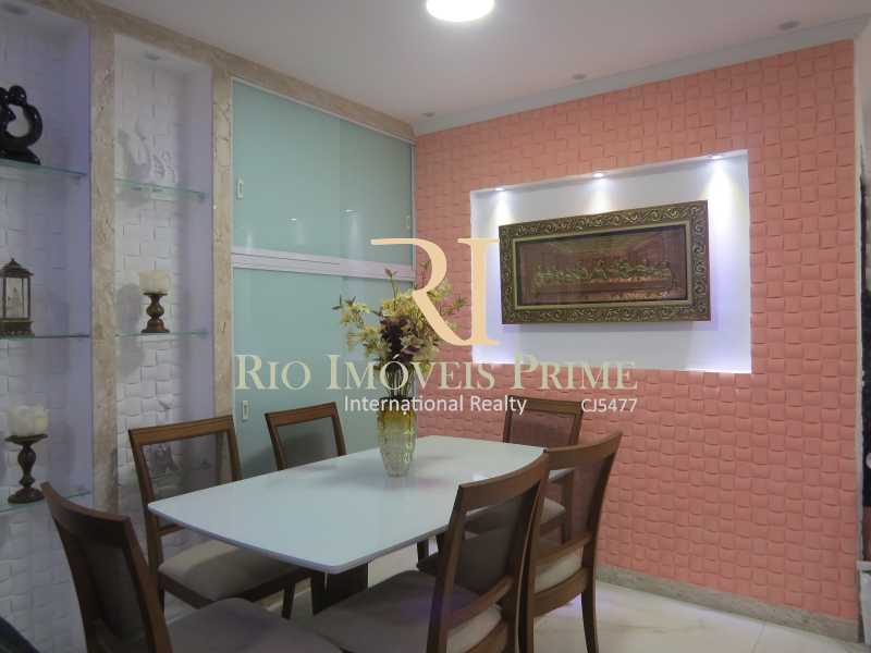 Conheça 2 SALA JANTAR do imóvel - Casa de Vila Méier, Rio de Janeiro, RJ À Venda, 3 Quartos, 179m² - RPCV30001 - 3 2 SALA JANTAR - Casa de Vila Méier, Rio de Janeiro, RJ À Venda, 3 Quartos, 179m² - RPCV30001 - 3