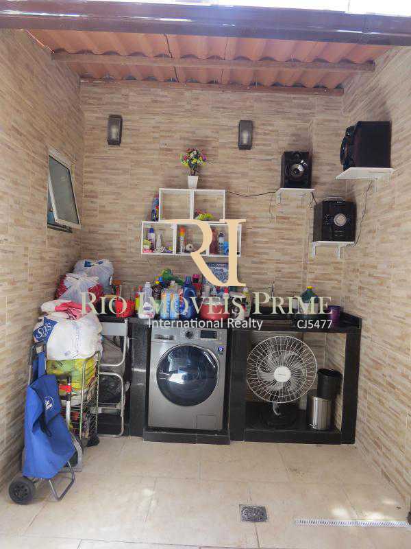 Conheça 6 ÁREA SERVIÇO do imóvel - Casa de Vila Méier, Rio de Janeiro, RJ À Venda, 3 Quartos, 179m² - RPCV30001 - 7 6 ÁREA SERVIÇO - Casa de Vila Méier, Rio de Janeiro, RJ À Venda, 3 Quartos, 179m² - RPCV30001 - 7