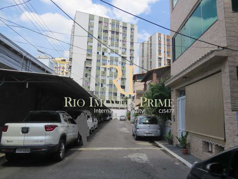 Conheça 20 VAGA GARAGEM do imóvel - Casa de Vila Méier, Rio de Janeiro, RJ À Venda, 3 Quartos, 179m² - RPCV30001 - 21 20 VAGA GARAGEM - Casa de Vila Méier, Rio de Janeiro, RJ À Venda, 3 Quartos, 179m² - RPCV30001 - 21