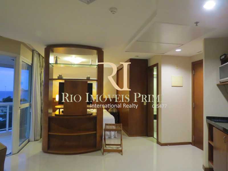 Conheça QUARTO do imóvel - Flat Para Alugar - Barra da Tijuca - Rio de Janeiro - RJ - RPFL10043 - 6 QUARTO - Flat Para Alugar - Barra da Tijuca - Rio de Janeiro - RJ - RPFL10043 - 6