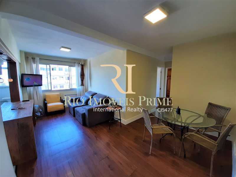Conheça SALAS do imóvel - Apartamento 2 quartos à venda Barra da Tijuca, Rio de Janeiro - R$ 465.000 - RPAP20052 - 1 SALAS - Apartamento 2 quartos à venda Barra da Tijuca, Rio de Janeiro - R$ 465.000 - RPAP20052 - 1