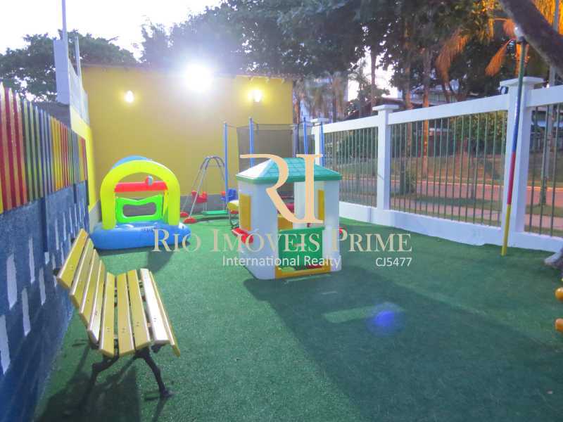 Conheça PARQUINHO do imóvel - Apartamento 2 quartos à venda Barra da Tijuca, Rio de Janeiro - R$ 465.000 - RPAP20052 - 20 PARQUINHO - Apartamento 2 quartos à venda Barra da Tijuca, Rio de Janeiro - R$ 465.000 - RPAP20052 - 20