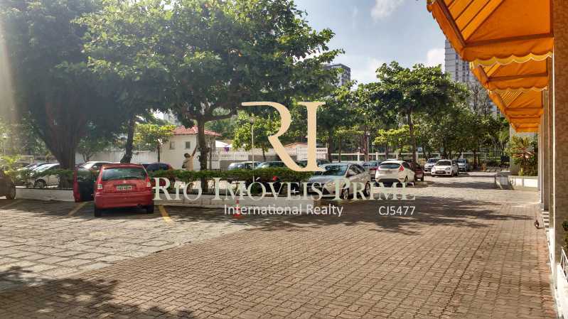 Conheça ESTACIONAMENTO do imóvel - Apartamento 2 quartos à venda Barra da Tijuca, Rio de Janeiro - R$ 465.000 - RPAP20052 - 22 ESTACIONAMENTO - Apartamento 2 quartos à venda Barra da Tijuca, Rio de Janeiro - R$ 465.000 - RPAP20052 - 22