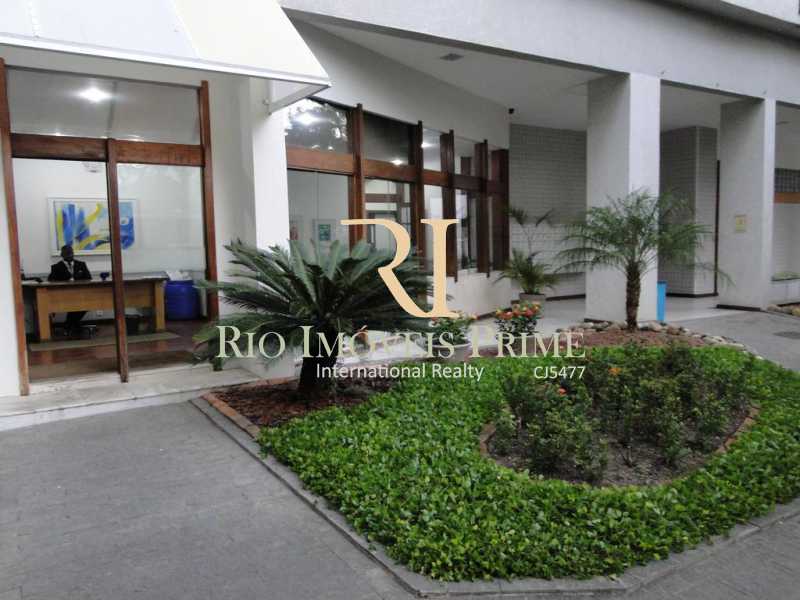 Conheça PORTARIA do imóvel - Apartamento 2 quartos à venda Barra da Tijuca, Rio de Janeiro - R$ 465.000 - RPAP20052 - 27 PORTARIA - Apartamento 2 quartos à venda Barra da Tijuca, Rio de Janeiro - R$ 465.000 - RPAP20052 - 27