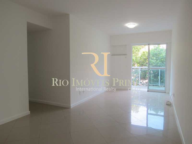 Conheça 3 SALA do imóvel - Apartamento 2 quartos à venda Tijuca, Rio de Janeiro - R$ 590.000 - RPAP20054 - 4 3 SALA - Apartamento 2 quartos à venda Tijuca, Rio de Janeiro - R$ 590.000 - RPAP20054 - 4