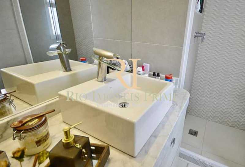 Conheça 6 BANHEIRO SUÍTE do imóvel - Cobertura À Venda - Barra Olímpica - Rio de Janeiro - RJ - RPCO40003 - 7 6 BANHEIRO SUÍTE - Cobertura À Venda - Barra Olímpica - Rio de Janeiro - RJ - RPCO40003 - 7