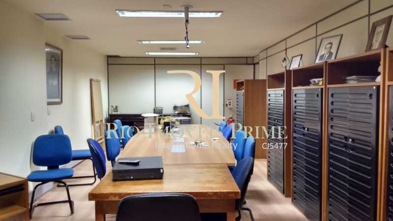 Conheça 15 SALA4 do imóvel - Andar 537m² para venda e aluguel Avenida Rio Branco,Centro, Rio de Janeiro - R$ 2.366.000 - RPAN00001 - 16 15 SALA4 - Andar 537m² para venda e aluguel Avenida Rio Branco,Centro, Rio de Janeiro - R$ 2.366.000 - RPAN00001 - 16