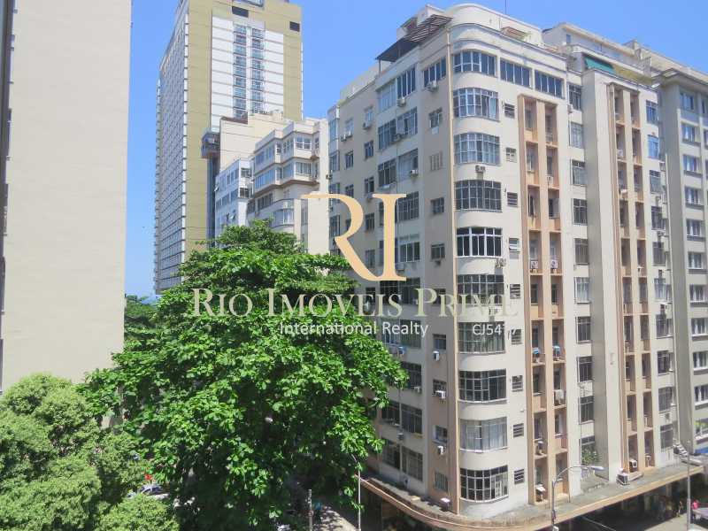 Conheça VISTA SACADA SALA2 do imóvel - Apartamento à venda Avenida Nossa Senhora de Copacabana,Copacabana, Rio de Janeiro - R$ 1.300.000 - RPAP30043 - 6 VISTA SACADA SALA2 - Apartamento à venda Avenida Nossa Senhora de Copacabana,Copacabana, Rio de Janeiro - R$ 1.300.000 - RPAP30043 - 6