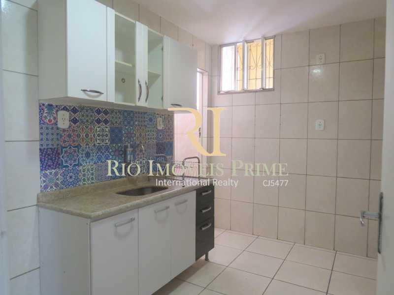 Conheça COZINHA do imóvel - Apartamento à venda Avenida Nossa Senhora de Copacabana,Copacabana, Rio de Janeiro - R$ 1.300.000 - RPAP30043 - 16 COZINHA - Apartamento à venda Avenida Nossa Senhora de Copacabana,Copacabana, Rio de Janeiro - R$ 1.300.000 - RPAP30043 - 16