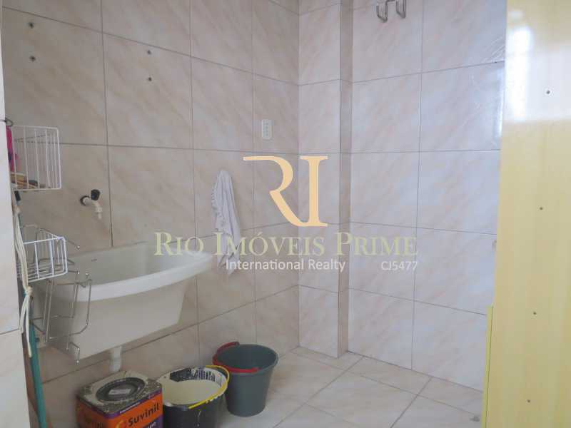 Conheça DEPENDÊNCIA do imóvel - Apartamento à venda Avenida Nossa Senhora de Copacabana,Copacabana, Rio de Janeiro - R$ 1.300.000 - RPAP30043 - 23 DEPENDÊNCIA - Apartamento à venda Avenida Nossa Senhora de Copacabana,Copacabana, Rio de Janeiro - R$ 1.300.000 - RPAP30043 - 23