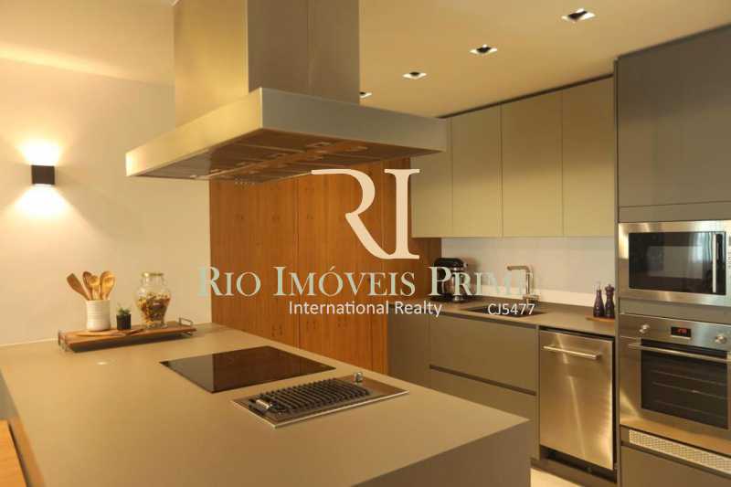 Conheça COZINHA GOURMET do imóvel - Apartamento À Venda - Barra da Tijuca - Rio de Janeiro - RJ - RPAP40014 - 6 COZINHA GOURMET - Apartamento À Venda - Barra da Tijuca - Rio de Janeiro - RJ - RPAP40014 - 6