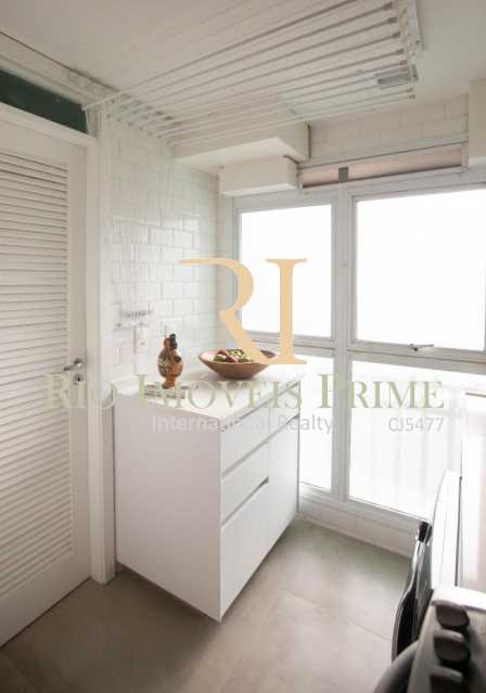 Conheça ÁREA SERVIÇO. do imóvel - Apartamento À Venda - Barra da Tijuca - Rio de Janeiro - RJ - RPAP40014 - 8 ÁREA SERVIÇO. - Apartamento À Venda - Barra da Tijuca - Rio de Janeiro - RJ - RPAP40014 - 8