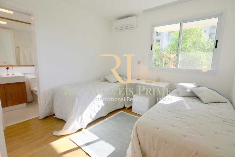 Conheça SUÍTE2 do imóvel - Apartamento À Venda - Barra da Tijuca - Rio de Janeiro - RJ - RPAP40014 - 12 SUÍTE2 - Apartamento À Venda - Barra da Tijuca - Rio de Janeiro - RJ - RPAP40014 - 12