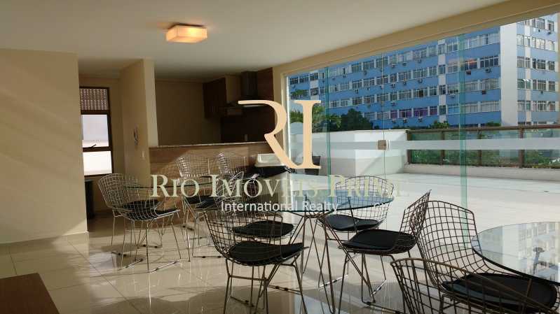 Conheça SALÃO DE FESTAS do imóvel - Apartamento Para Venda ou Aluguel - Tijuca - Rio de Janeiro - RJ - RPAP30059 - 21 SALÃO DE FESTAS - Apartamento Para Venda ou Aluguel - Tijuca - Rio de Janeiro - RJ - RPAP30059 - 21