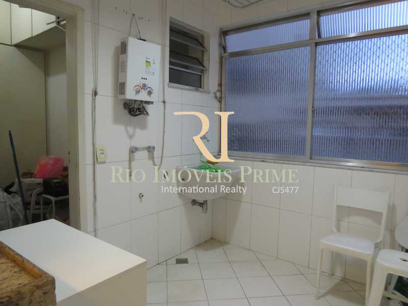 Conheça ÁREA SERVIÇO do imóvel - Apartamento à venda Avenida Heitor Beltrão,Tijuca, Rio de Janeiro - R$ 839.900 - RPAP30070 - 19 ÁREA SERVIÇO - Apartamento à venda Avenida Heitor Beltrão,Tijuca, Rio de Janeiro - R$ 839.900 - RPAP30070 - 19