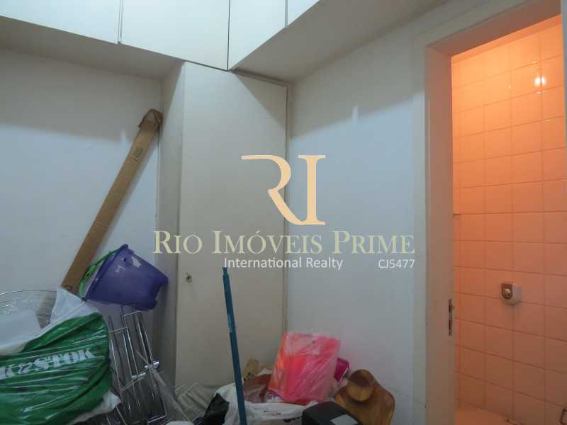 Conheça DEPENDÊNCIA COMPLETA do imóvel - Apartamento à venda Avenida Heitor Beltrão,Tijuca, Rio de Janeiro - R$ 839.900 - RPAP30070 - 20 DEPENDÊNCIA COMPLETA - Apartamento à venda Avenida Heitor Beltrão,Tijuca, Rio de Janeiro - R$ 839.900 - RPAP30070 - 20
