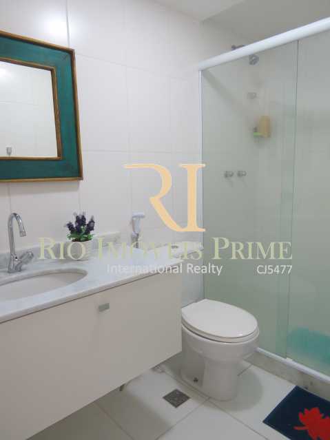Conheça BANHEIRO SUÍTE do imóvel - Apartamento 2 quartos à venda Recreio dos Bandeirantes, Rio de Janeiro - R$ 449.999 - RPAP20102 - 12 BANHEIRO SUÍTE - Apartamento 2 quartos à venda Recreio dos Bandeirantes, Rio de Janeiro - R$ 449.999 - RPAP20102 - 12