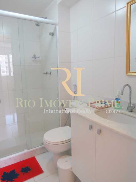 Conheça BANHEIRO SOCIAL do imóvel - Apartamento 2 quartos à venda Recreio dos Bandeirantes, Rio de Janeiro - R$ 449.999 - RPAP20102 - 15 BANHEIRO SOCIAL - Apartamento 2 quartos à venda Recreio dos Bandeirantes, Rio de Janeiro - R$ 449.999 - RPAP20102 - 15