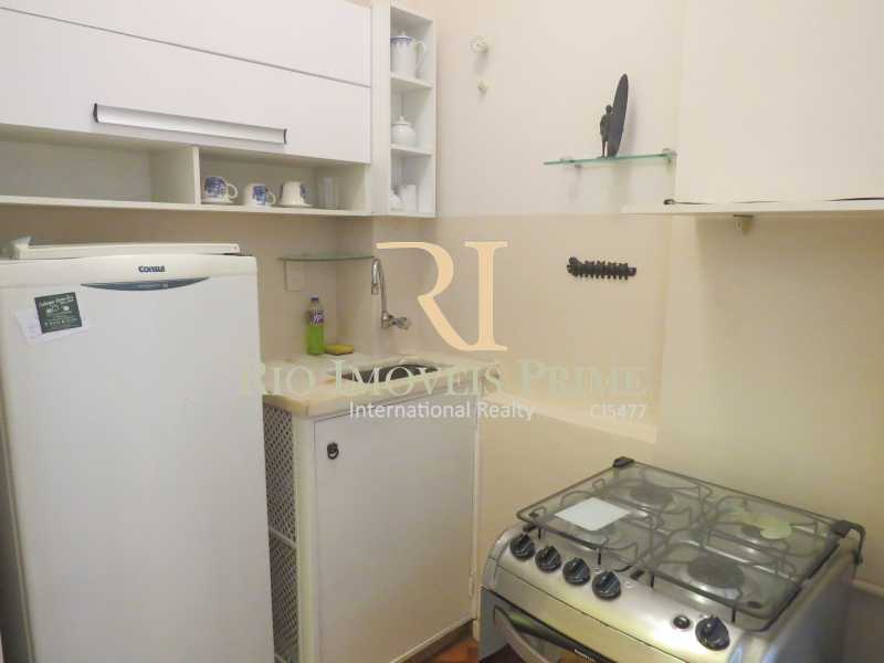 Conheça COZINHA do imóvel - Apartamento para alugar Rua Jangadeiros,Ipanema, Rio de Janeiro - R$ 3.600 - RPAP10043 - 7 COZINHA - Apartamento para alugar Rua Jangadeiros,Ipanema, Rio de Janeiro - R$ 3.600 - RPAP10043 - 7