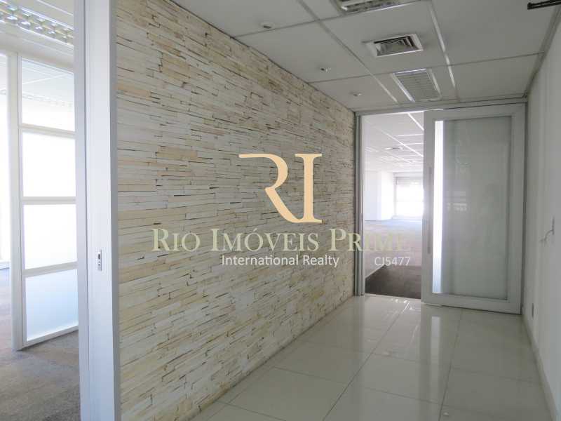 Conheça HALL DE ENTRADA do imóvel - Andar 359m² para venda e aluguel Avenida Rio Branco,Centro, Rio de Janeiro - R$ 2.887.500 - RPAN00002 - 3 HALL DE ENTRADA - Andar 359m² para venda e aluguel Avenida Rio Branco,Centro, Rio de Janeiro - R$ 2.887.500 - RPAN00002 - 3