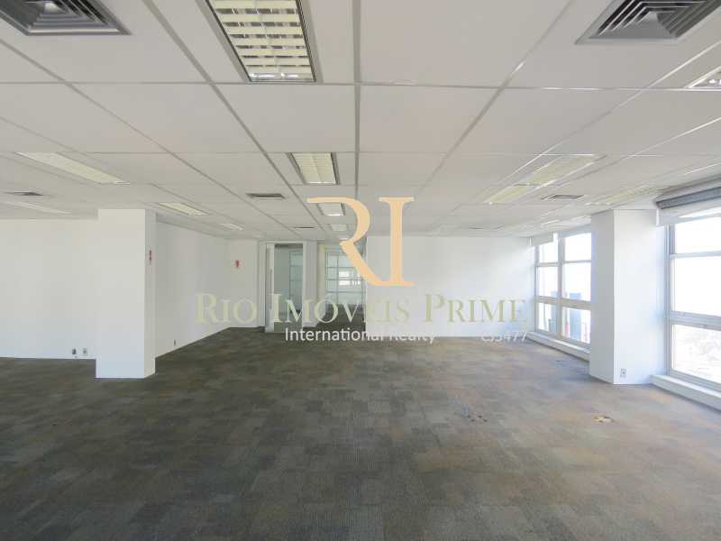 Conheça SALÃO do imóvel - Andar 359m² para venda e aluguel Avenida Rio Branco,Centro, Rio de Janeiro - R$ 2.887.500 - RPAN00002 - 4 SALÃO - Andar 359m² para venda e aluguel Avenida Rio Branco,Centro, Rio de Janeiro - R$ 2.887.500 - RPAN00002 - 4