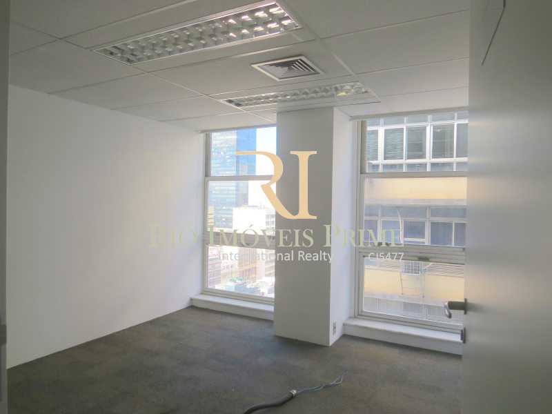 Conheça SALA do imóvel - Andar 359m² para venda e aluguel Avenida Rio Branco,Centro, Rio de Janeiro - R$ 2.887.500 - RPAN00002 - 7 SALA - Andar 359m² para venda e aluguel Avenida Rio Branco,Centro, Rio de Janeiro - R$ 2.887.500 - RPAN00002 - 7