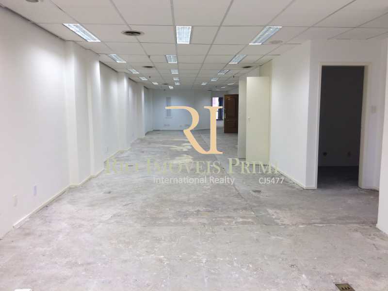 Conheça SALA do imóvel - Andar 354m² para venda e aluguel Avenida Rio Branco,Centro, Rio de Janeiro - R$ 2.798.400 - RPAN00003 - 6 SALA - Andar 354m² para venda e aluguel Avenida Rio Branco,Centro, Rio de Janeiro - R$ 2.798.400 - RPAN00003 - 6