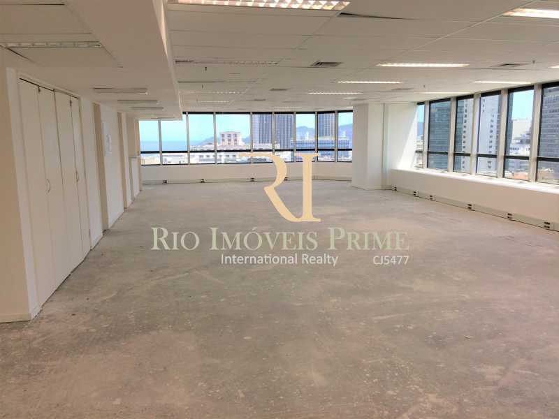 Conheça Salão do imóvel - Sala Comercial 175m² para venda e aluguel Rua da Assembléia,Centro, Rio de Janeiro - R$ 1.450.900 - RPSL00010 - 14 Salão - Sala Comercial 175m² para venda e aluguel Rua da Assembléia,Centro, Rio de Janeiro - R$ 1.450.900 - RPSL00010 - 14