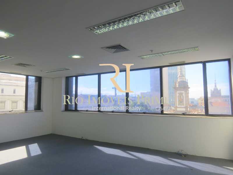 Conheça SALÃO do imóvel - Andar 322m² para venda e aluguel Rua Primeiro de Março,Centro, Rio de Janeiro - R$ 2.184.000 - RPAN00005 - 1 SALÃO - Andar 322m² para venda e aluguel Rua Primeiro de Março,Centro, Rio de Janeiro - R$ 2.184.000 - RPAN00005 - 1