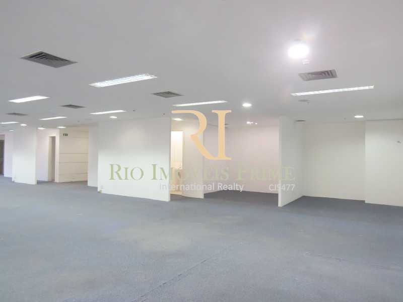 Conheça SALÃO do imóvel - Andar 322m² para venda e aluguel Rua Primeiro de Março,Centro, Rio de Janeiro - R$ 2.184.000 - RPAN00005 - 5 SALÃO - Andar 322m² para venda e aluguel Rua Primeiro de Março,Centro, Rio de Janeiro - R$ 2.184.000 - RPAN00005 - 5