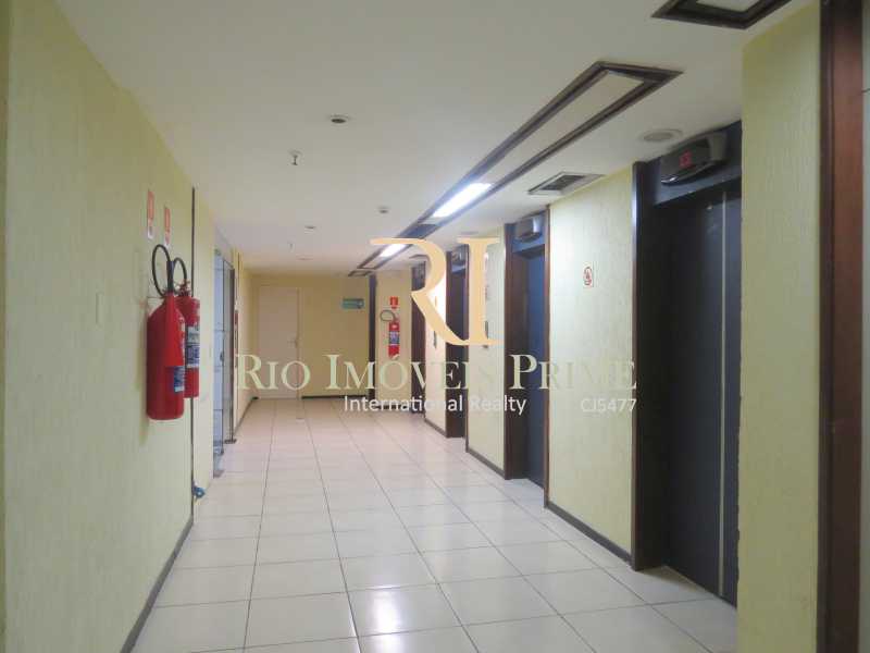 Conheça HALL ELEVADORES do imóvel - Andar 322m² para venda e aluguel Rua Primeiro de Março,Centro, Rio de Janeiro - R$ 2.184.000 - RPAN00005 - 19 HALL ELEVADORES - Andar 322m² para venda e aluguel Rua Primeiro de Março,Centro, Rio de Janeiro - R$ 2.184.000 - RPAN00005 - 19