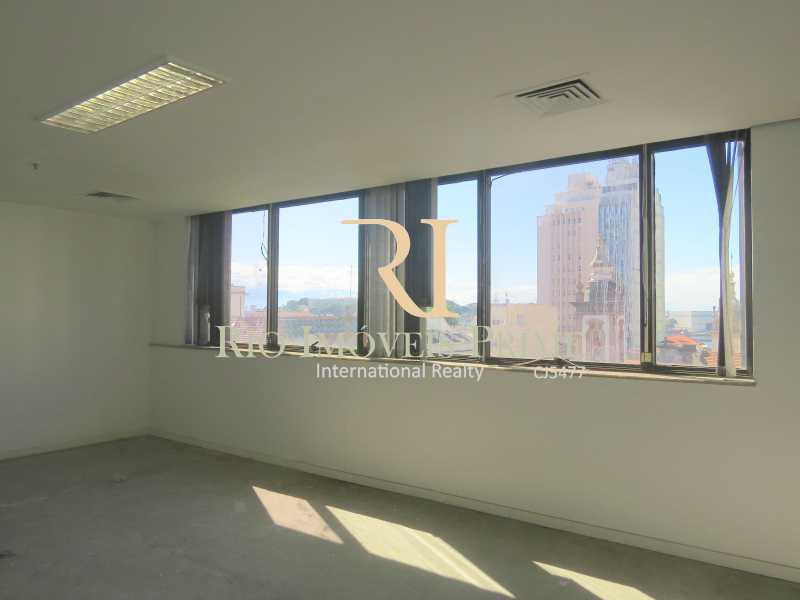 Conheça SALÃO do imóvel - Andar 322m² para venda e aluguel Rua Primeiro de Março,Centro, Rio de Janeiro - R$ 2.184.000 - RPAN00006 - 1 SALÃO - Andar 322m² para venda e aluguel Rua Primeiro de Março,Centro, Rio de Janeiro - R$ 2.184.000 - RPAN00006 - 1