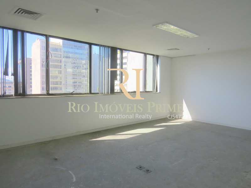 Conheça SALÃO do imóvel - Andar 322m² para venda e aluguel Rua Primeiro de Março,Centro, Rio de Janeiro - R$ 2.184.000 - RPAN00006 - 5 SALÃO - Andar 322m² para venda e aluguel Rua Primeiro de Março,Centro, Rio de Janeiro - R$ 2.184.000 - RPAN00006 - 5