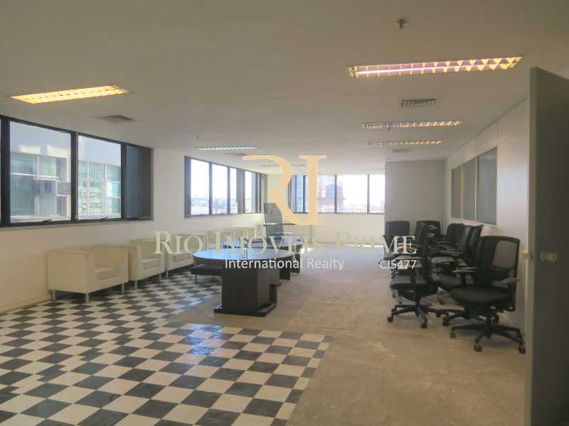 Conheça SALÃO2 do imóvel - Andar 322m² para venda e aluguel Rua Primeiro de Março,Centro, Rio de Janeiro - R$ 2.184.000 - RPAN00006 - 9 SALÃO2 - Andar 322m² para venda e aluguel Rua Primeiro de Março,Centro, Rio de Janeiro - R$ 2.184.000 - RPAN00006 - 9