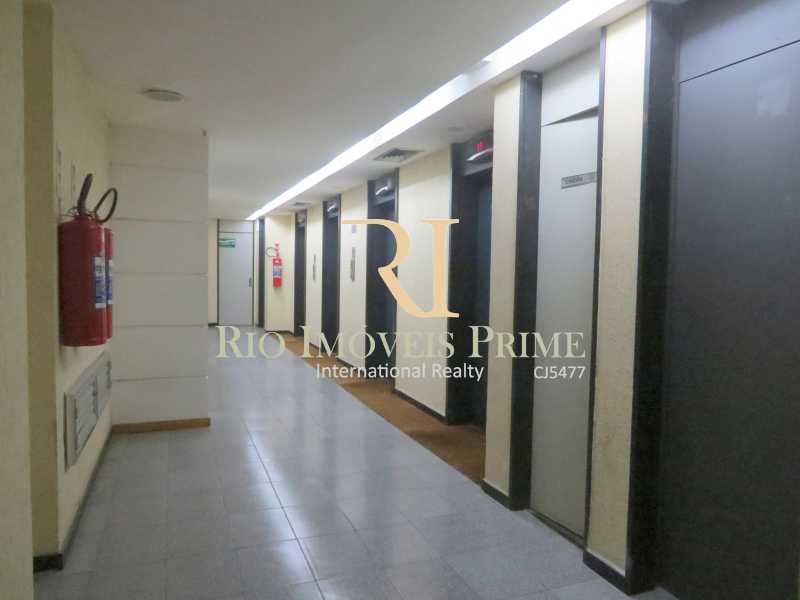 Conheça HALL ELEVADORES do imóvel - Andar 322m² para venda e aluguel Rua Primeiro de Março,Centro, Rio de Janeiro - R$ 2.184.000 - RPAN00006 - 18 HALL ELEVADORES - Andar 322m² para venda e aluguel Rua Primeiro de Março,Centro, Rio de Janeiro - R$ 2.184.000 - RPAN00006 - 18