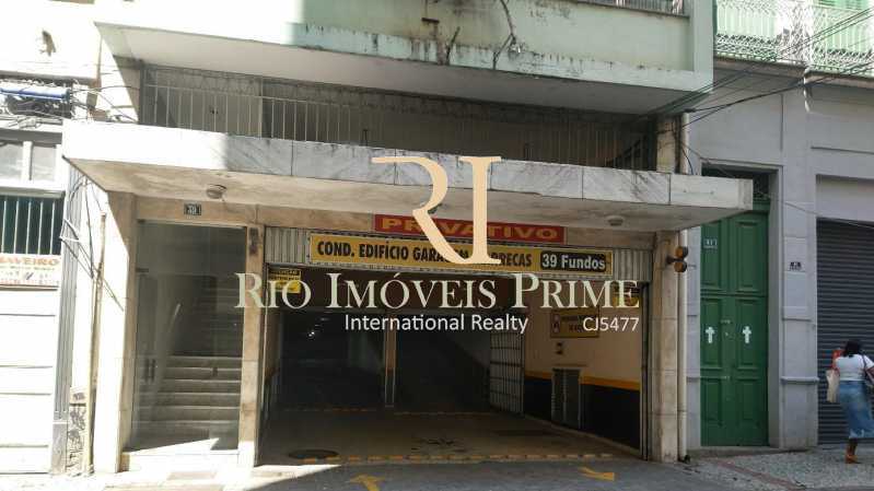 Conheça Fachada do imóvel - Vaga de Garagem 9m² para venda e aluguel Rua das Marrecas,Centro, Rio de Janeiro - R$ 18.900 - RPVG00001 - 1 Fachada - Vaga de Garagem 9m² para venda e aluguel Rua das Marrecas,Centro, Rio de Janeiro - R$ 18.900 - RPVG00001 - 1