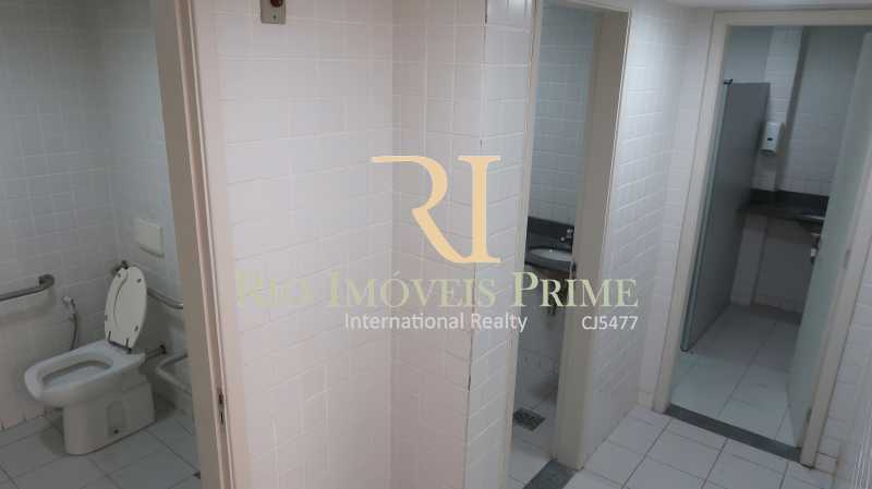 Conheça WC do imóvel - Loja 1013m² para venda e aluguel Rua Conde de Baependi,Catete, Rio de Janeiro - R$ 7.500.000 - RPLJ00002 - 8 WC - Loja 1013m² para venda e aluguel Rua Conde de Baependi,Catete, Rio de Janeiro - R$ 7.500.000 - RPLJ00002 - 8