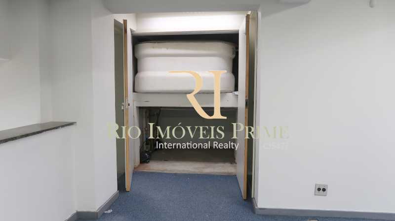 Conheça CAIXA DÁGUA do imóvel - Loja 1013m² para venda e aluguel Rua Conde de Baependi,Catete, Rio de Janeiro - R$ 7.500.000 - RPLJ00002 - 18 CAIXA DÁGUA - Loja 1013m² para venda e aluguel Rua Conde de Baependi,Catete, Rio de Janeiro - R$ 7.500.000 - RPLJ00002 - 18