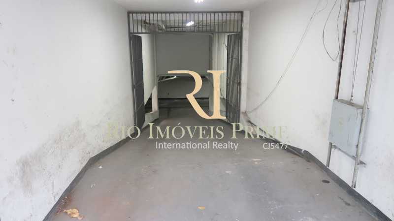 Conheça ACESSO GARAGEM do imóvel - Loja 1013m² para venda e aluguel Rua Conde de Baependi,Catete, Rio de Janeiro - R$ 7.500.000 - RPLJ00002 - 23 ACESSO GARAGEM - Loja 1013m² para venda e aluguel Rua Conde de Baependi,Catete, Rio de Janeiro - R$ 7.500.000 - RPLJ00002 - 23