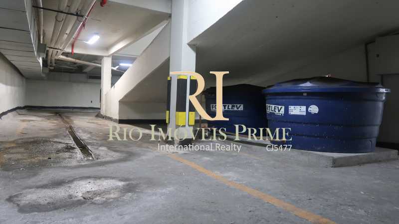 Conheça GARAGEM do imóvel - Loja 1013m² para venda e aluguel Rua Conde de Baependi,Catete, Rio de Janeiro - R$ 7.500.000 - RPLJ00002 - 21 GARAGEM - Loja 1013m² para venda e aluguel Rua Conde de Baependi,Catete, Rio de Janeiro - R$ 7.500.000 - RPLJ00002 - 21