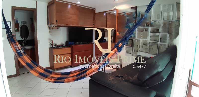 Conheça SALA do imóvel - Flat À Venda - Barra da Tijuca - Rio de Janeiro - RJ - RPFL10068 - 8 SALA - Flat À Venda - Barra da Tijuca - Rio de Janeiro - RJ - RPFL10068 - 8