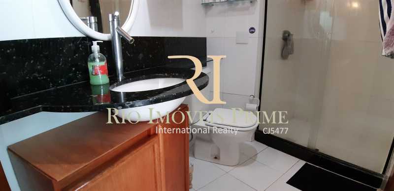 Conheça BANHEIRO do imóvel - Flat À Venda - Barra da Tijuca - Rio de Janeiro - RJ - RPFL10068 - 11 BANHEIRO - Flat À Venda - Barra da Tijuca - Rio de Janeiro - RJ - RPFL10068 - 11