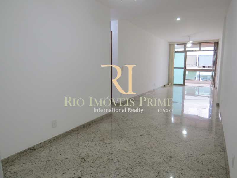 Conheça SALAS do imóvel - Apartamento À Venda - Maracanã - Rio de Janeiro - RJ - RPAP20128 - 5 SALAS - Apartamento À Venda - Maracanã - Rio de Janeiro - RJ - RPAP20128 - 5