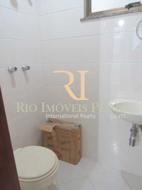 Conheça WC do imóvel - Apartamento À Venda - Maracanã - Rio de Janeiro - RJ - RPAP20128 - 20 WC - Apartamento À Venda - Maracanã - Rio de Janeiro - RJ - RPAP20128 - 20