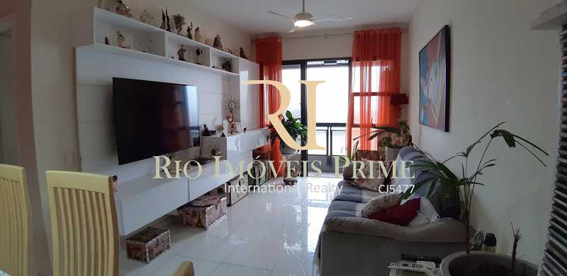Conheça SALA ESTAR do imóvel - Apartamento À Venda - Barra da Tijuca - Rio de Janeiro - RJ - RPAP10049 - 6 SALA ESTAR - Apartamento À Venda - Barra da Tijuca - Rio de Janeiro - RJ - RPAP10049 - 6