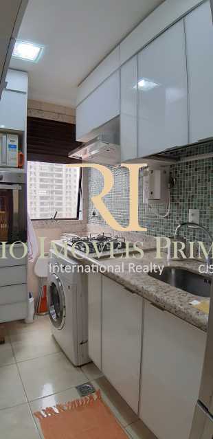 Conheça COZINHA do imóvel - Apartamento À Venda - Barra da Tijuca - Rio de Janeiro - RJ - RPAP10049 - 17 COZINHA - Apartamento À Venda - Barra da Tijuca - Rio de Janeiro - RJ - RPAP10049 - 17
