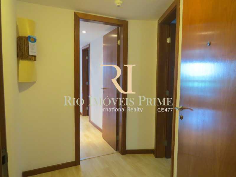 Conheça HALL ENTRADA do imóvel - Flat 2 quartos à venda Barra da Tijuca, Rio de Janeiro - R$ 1.199.999 - RPFL20029 - 7 HALL ENTRADA - Flat 2 quartos à venda Barra da Tijuca, Rio de Janeiro - R$ 1.199.999 - RPFL20029 - 7