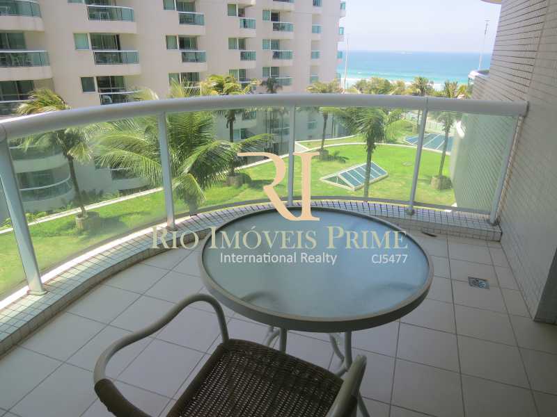 Conheça VARANDA do imóvel - Flat 1 quarto à venda Barra da Tijuca, Rio de Janeiro - R$ 419.900 - RPFL10084 - 3 VARANDA - Flat 1 quarto à venda Barra da Tijuca, Rio de Janeiro - R$ 419.900 - RPFL10084 - 3